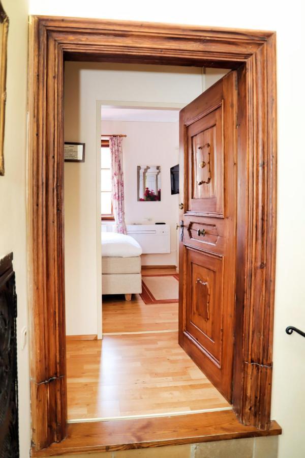 Renaissancehotel Raffelsberger Hof B&B Weißenkirchen in der Wachau Exterior foto