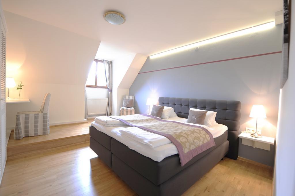 Renaissancehotel Raffelsberger Hof B&B Weißenkirchen in der Wachau Exterior foto